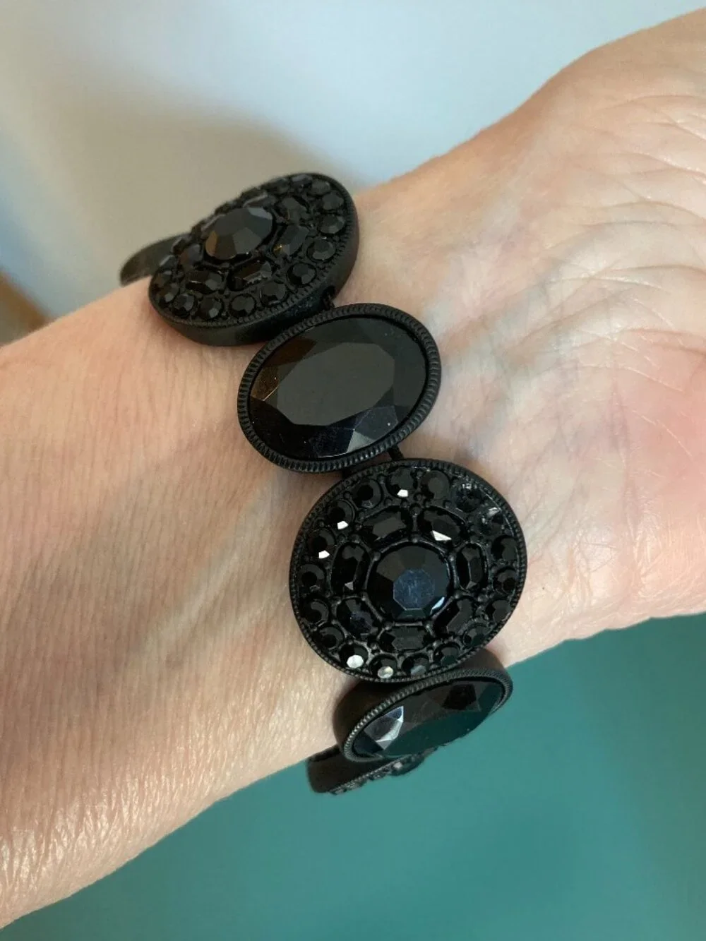Black Rhinestone Stretch Bracelet VTG